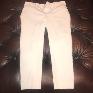 Crown & Ivy White Capri Pants